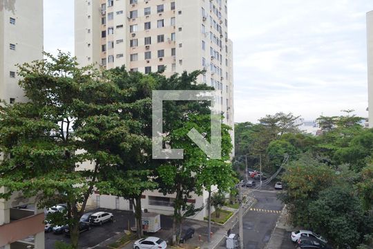 Vista do Quarto 2 de apartamento à venda com 2 quartos, 40m² em Taquara, Rio de Janeiro