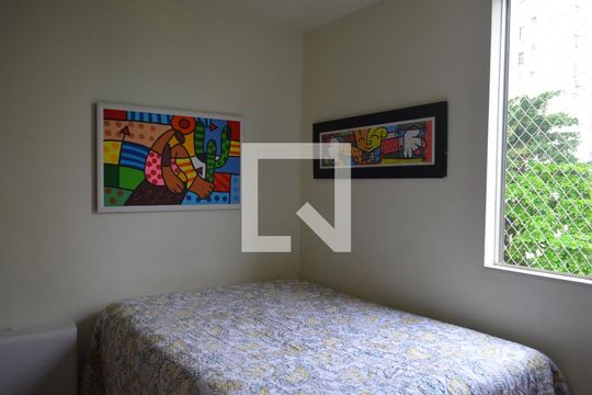 Quarto 1 de apartamento à venda com 2 quartos, 40m² em Taquara, Rio de Janeiro