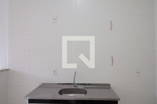 Cozinha de apartamento para alugar com 1 quarto, 38m² em Bom Retiro, São Paulo
