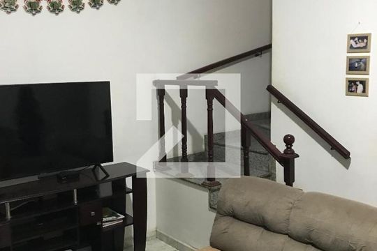 Sala de casa à venda com 4 quartos, 282m² em Padroeira, Osasco