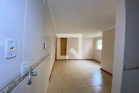 Cozinha de apartamento para alugar com 2 quartos, 49m² em São João Batista, São Leopoldo