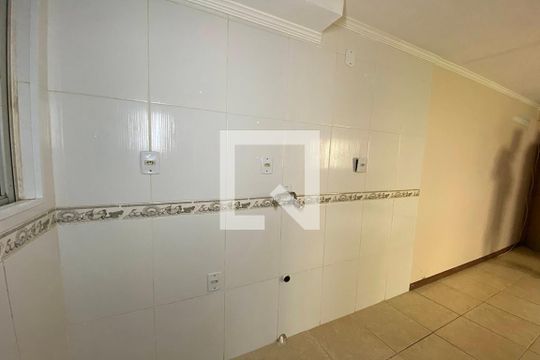 Cozinha de apartamento para alugar com 2 quartos, 49m² em São João Batista, São Leopoldo