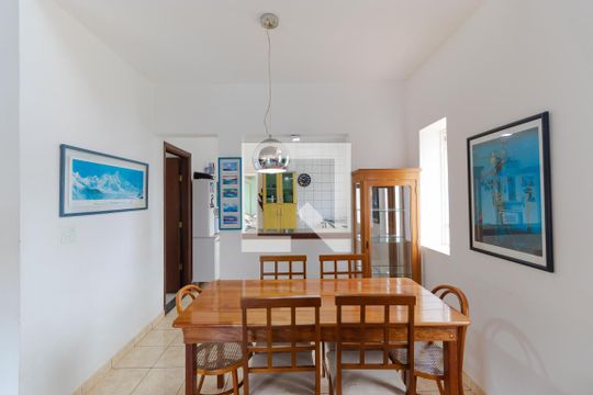 Salas de casa de condomínio à venda com 3 quartos, 340m² em Colinas do Ermitage (sousas), Campinas