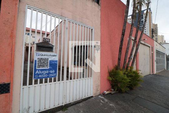 Fachada - instalação de plaquinha de apartamento para alugar com 1 quarto, 50m² em Vila Bertioga, São Paulo