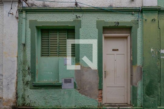 Fachada de casa à venda com 5 quartos, 113m² em Centro, Campinas