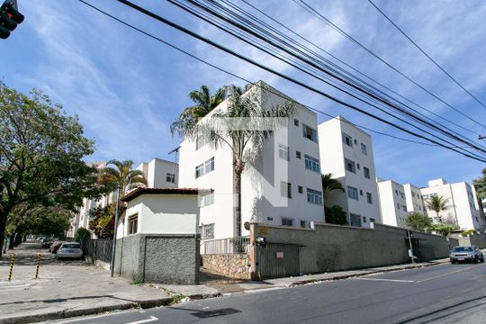Fachada de apartamento à venda com 2 quartos, 55m² em São Francisco, Belo Horizonte