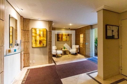 Hall de Entrada de apartamento à venda com 3 quartos, 67m² em Aclimação, São Paulo
