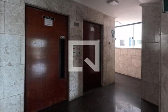 Área comum de apartamento para alugar com 1 quarto, 45m² em José Menino, Santos