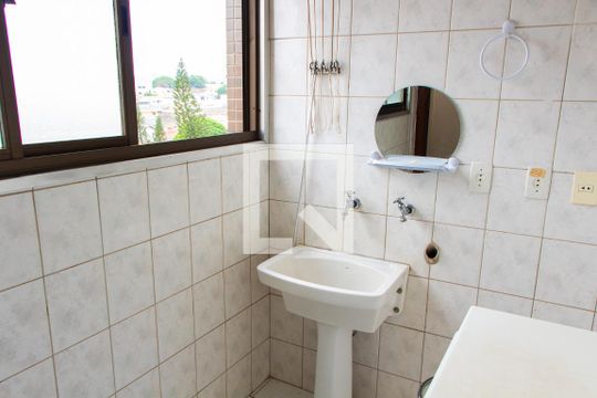 Área de Serviço de apartamento à venda com 3 quartos, 140m² em Jardim Proença, Campinas