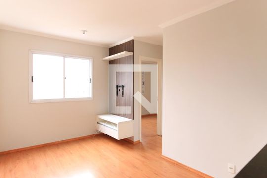 Apartamento para alugar com 2 quartos, 47m² em Jardim Ismenia, São José dos Campos