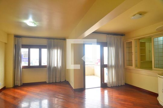 Apartamento para alugar com 2 quartos, 111m² em Marechal Rondon, Canoas