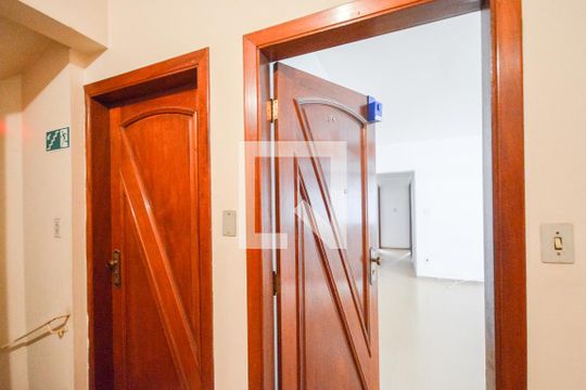 Hall de Entrada de apartamento à venda com 3 quartos, 110m² em Bela Vista, São Paulo