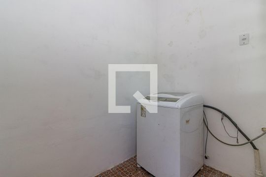Quarto de Serviço de apartamento para alugar com 3 quartos, 130m² em Santana, Porto Alegre