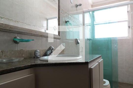 Banheiro 2 de apartamento à venda com 3 quartos, 157m² em Cambuci, São Paulo