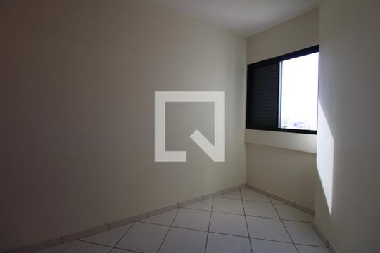 Quarto de apartamento à venda com 1 quarto, 50m² em Centro, Campinas