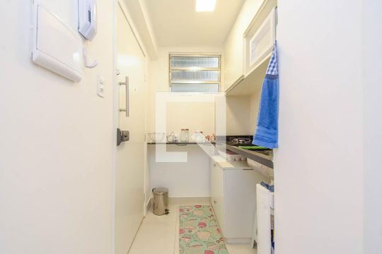 Cozinha de kitnet/studio à venda com 1 quarto, 30m² em Jardim Paulista, São Paulo