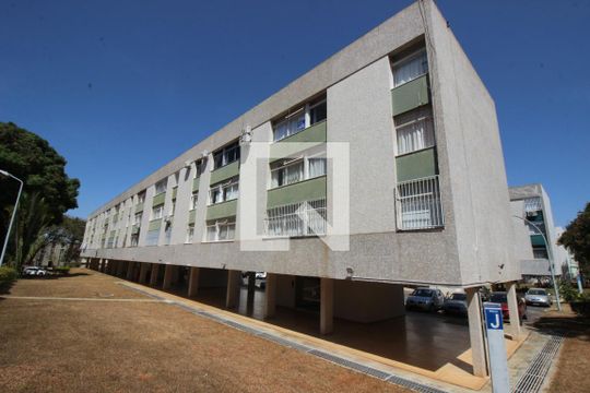 Fachada de apartamento para alugar com 3 quartos, 89m² em Asa Sul, Brasília