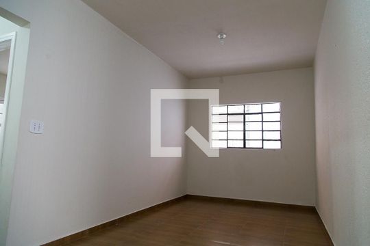 Casa à venda com 2 quartos, 170m² em Chácara Inglesa, São Paulo