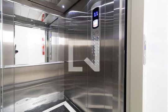 Elevador  de apartamento à venda com 1 quarto, 29m² em Brás, São Paulo