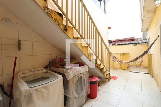 Lavanderia de casa para alugar com 4 quartos, 650m² em Parque Jurema, Guarulhos