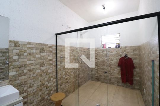 Banheiro da Suíte 1 de casa para alugar com 4 quartos, 650m² em Parque Jurema, Guarulhos