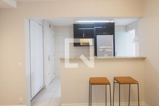 Cozinha de apartamento para alugar com 2 quartos, 112m² em Chácara Santo Antônio , São Paulo