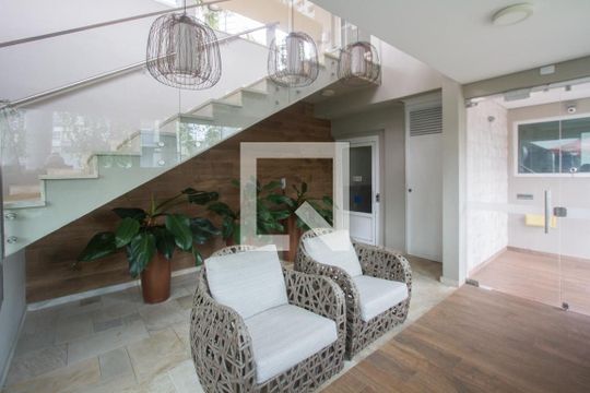 Hall de apartamento para alugar com 2 quartos, 112m² em Chácara Santo Antônio , São Paulo
