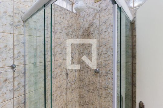 Banheiro Social de apartamento para alugar com 2 quartos, 80m² em Monte Castelo, São José dos Campos