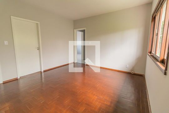Casa à venda com 3 quartos, 120m² em Scharlau, São Leopoldo