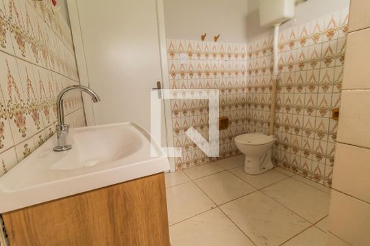 Banheiro de casa à venda com 3 quartos, 120m² em Scharlau, São Leopoldo