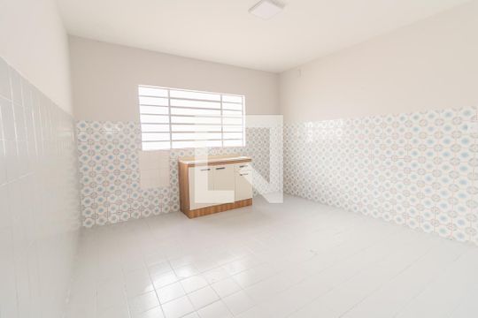 Cozinha de casa à venda com 3 quartos, 120m² em Scharlau, São Leopoldo