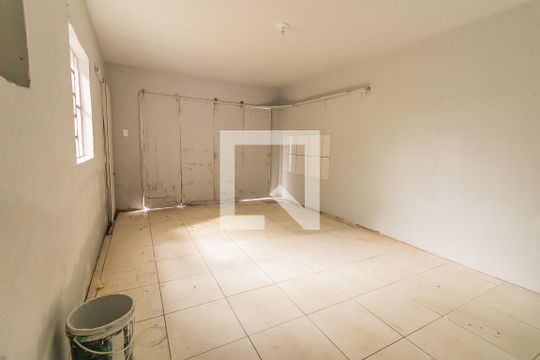 Garagem de casa à venda com 3 quartos, 120m² em Scharlau, São Leopoldo