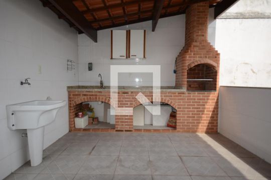 Terraço / Churrasqueira de casa à venda com 2 quartos, 157m² em Irajá, Rio de Janeiro