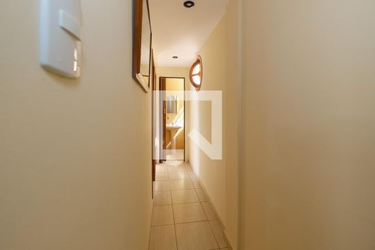 Corredor de apartamento à venda com 3 quartos, 110m² em Tijuca, Rio de Janeiro