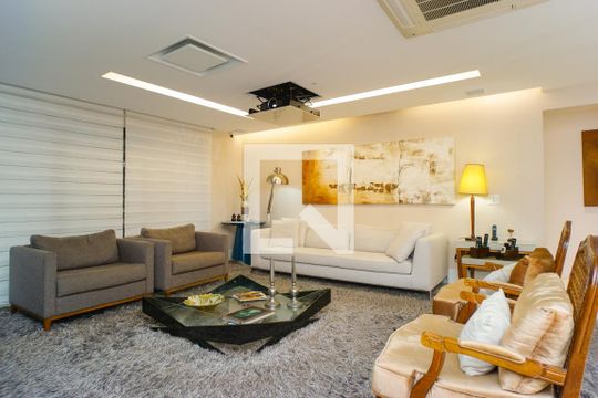 Sala de apartamento à venda com 5 quartos, 360m² em Barra da Tijuca, Rio de Janeiro