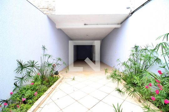 Garagem de casa para alugar com 3 quartos, 147m² em Vila Curuca, Santo André