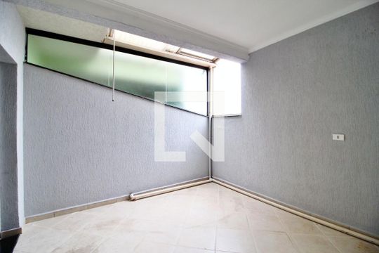 Área de Serviço de casa para alugar com 3 quartos, 147m² em Vila Curuca, Santo André
