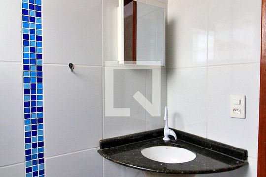 Banheiro de casa para alugar com 3 quartos, 147m² em Vila Curuca, Santo André