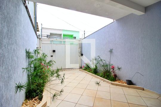Garagem de casa para alugar com 3 quartos, 147m² em Vila Curuca, Santo André