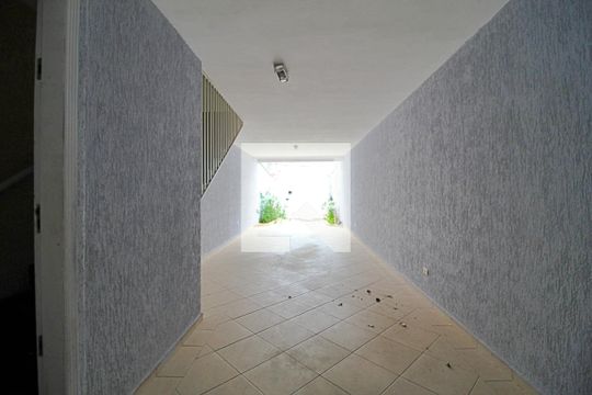 Garagem de casa para alugar com 3 quartos, 147m² em Vila Curuca, Santo André