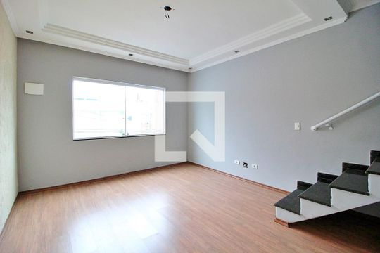 Sala de casa para alugar com 3 quartos, 147m² em Vila Curuca, Santo André