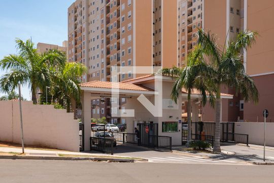 Fachada do Condomínio de apartamento à venda com 2 quartos, 57m² em Vila Satúrnia, Campinas