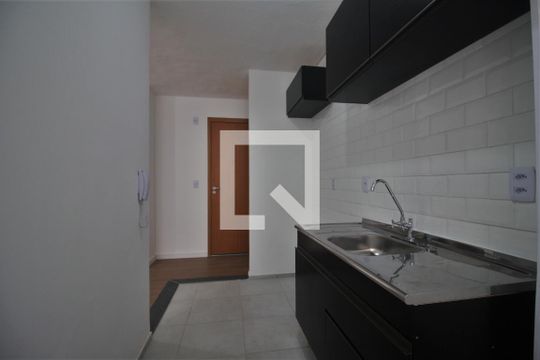 Cozinha de apartamento à venda com 2 quartos, 43m² em Parque Reboucas, São Paulo