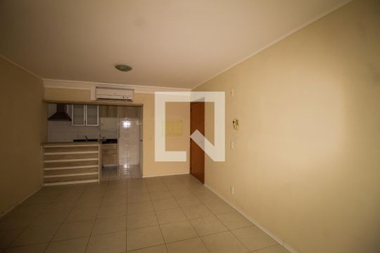 Sala de apartamento à venda com 3 quartos, 80m² em Partenon, Porto Alegre