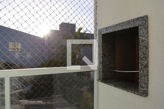 Varanda Sala de apartamento para alugar com 2 quartos, 55m² em Ingleses do Rio Vermelho, Florianópolis