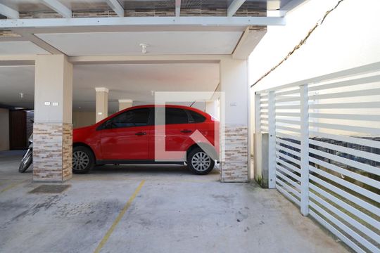 Garagem de apartamento para alugar com 2 quartos, 55m² em Ingleses do Rio Vermelho, Florianópolis