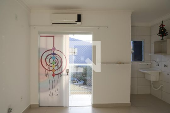Apartamento para alugar com 2 quartos, 55m² em Ingleses do Rio Vermelho, Florianópolis