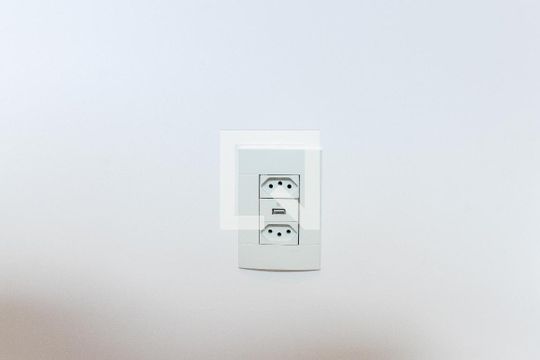 Quarto - tomada usb de apartamento para alugar com 2 quartos, 68m² em Pinheiros, São Paulo