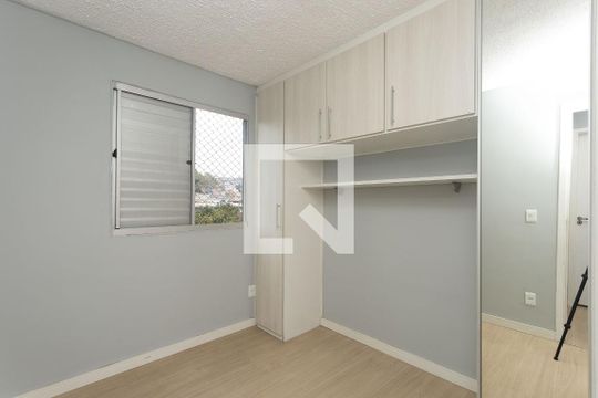 Quarto 1 de apartamento para alugar com 2 quartos, 40m² em Jardim Ansalca, Guarulhos