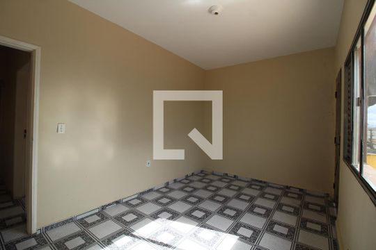 Sala de casa para alugar com 2 quartos, 70m² em Jardim Três Marias, São Paulo